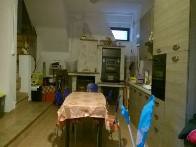taverna con camino e forno a legna